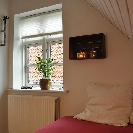 住宿加早餐酒店 Hosmaria